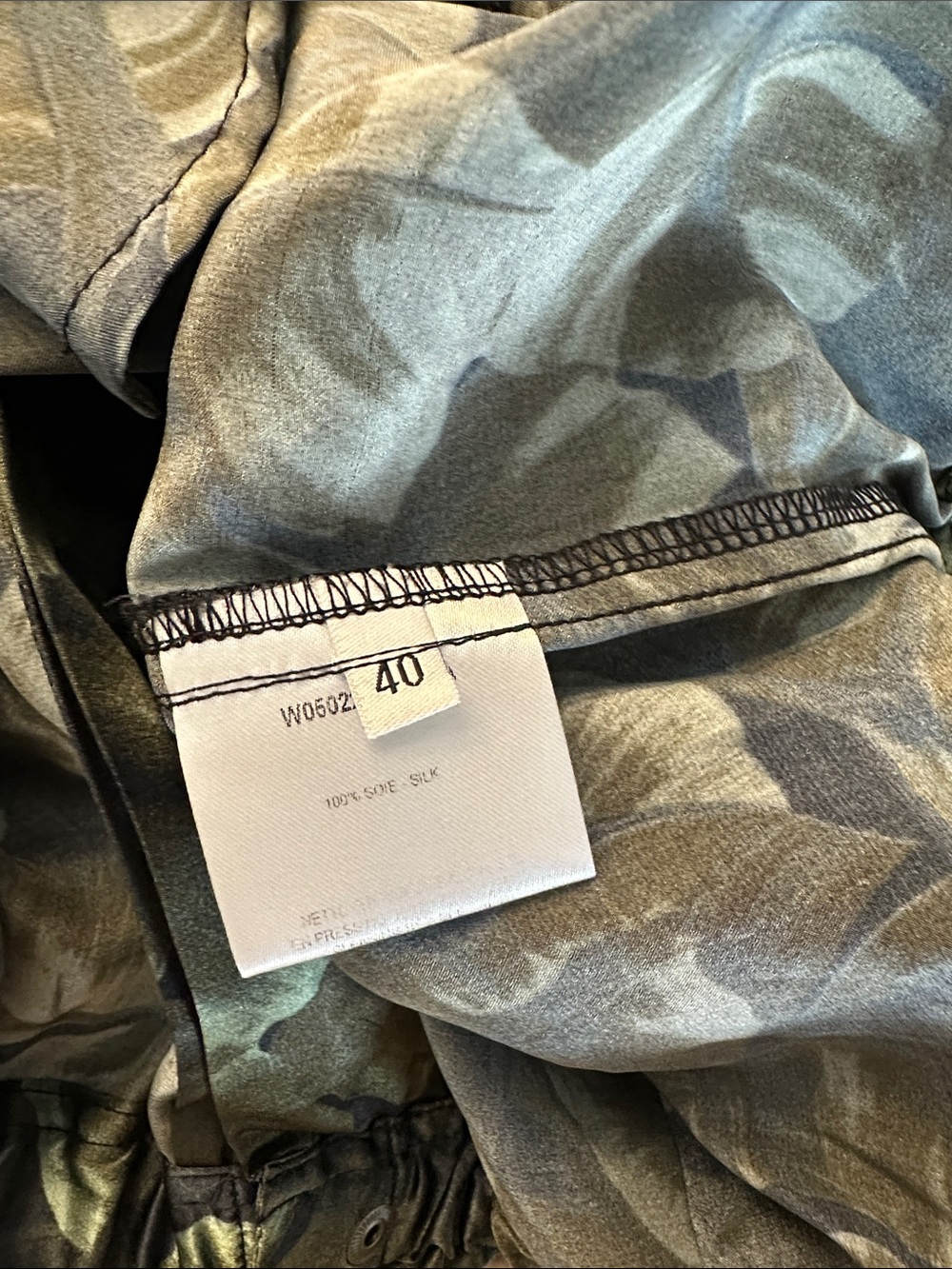 Lanvin Silk Olive Green Leaf-Print Trousers - Picture 6 of 6